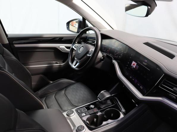 Volkswagen Touareg III с пробегом 2020 года, цена 4 135 000 рублей, 208845 км, внедорожник, Автокод Объявления