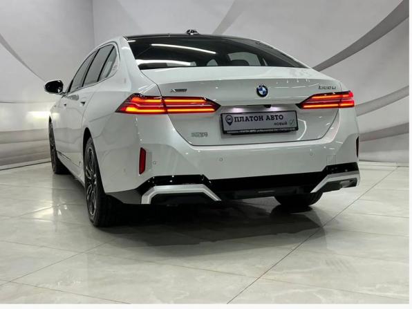 Новый BMW 5 серии VIII (G60/G61/G68) 2025 года, цена 8 699 000 рублей, седан, Автокод Объявления