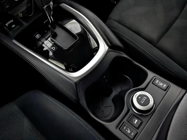 Nissan X-Trail III с пробегом 2017 года, цена 1 625 000 рублей, 155840 км, внедорожник, Автокод Объявления