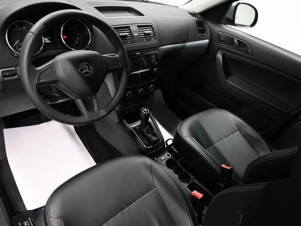 Skoda Yeti I Рестайлинг с пробегом 2017 года, цена 1 645 000 рублей, 77068 км, внедорожник, Автокод Объявления