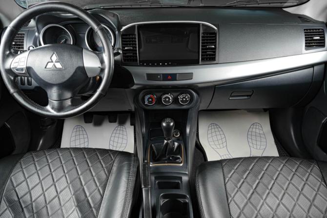 Mitsubishi Lancer X Рестайлинг с пробегом 2011 года, цена 1 049 000 рублей, 141000 км, седан, Автокод Объявления