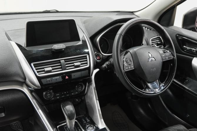 Mitsubishi Eclipse Cross I с пробегом 2019 года, цена 2 399 000 рублей, 57000 км, внедорожник, Автокод Объявления
