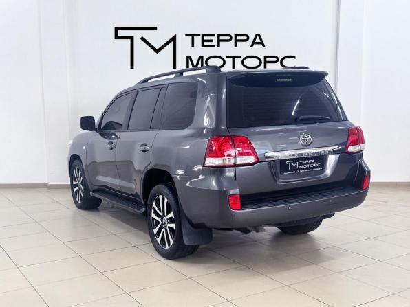 Toyota Land Cruiser 200 Series с пробегом 2008 года, цена 2 770 000 рублей, 286179 км, внедорожник, Автокод Объявления
