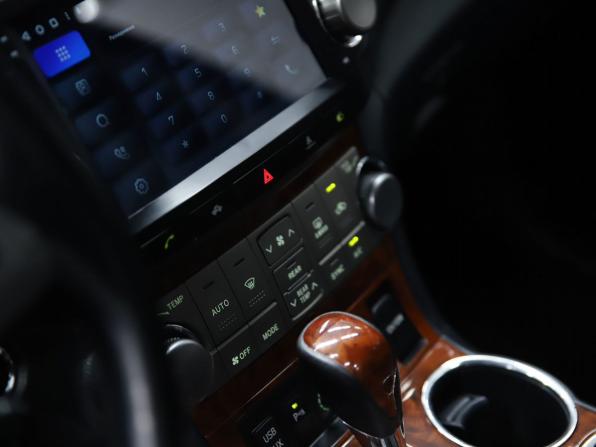Toyota Highlander II (XU40) Рестайлинг с пробегом 2013 года, цена 1 730 000 рублей, 360705 км, внедорожник, Автокод Объявления