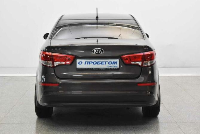Kia Rio III Рестайлинг с пробегом 2016 года, цена 1 005 000 рублей, 111259 км, седан, Автокод Объявления