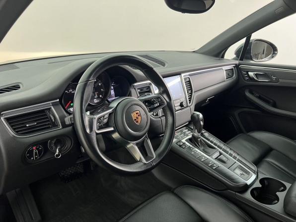 Porsche Macan I с пробегом 2018 года, цена 3 190 000 рублей, 113260 км, внедорожник, Автокод Объявления