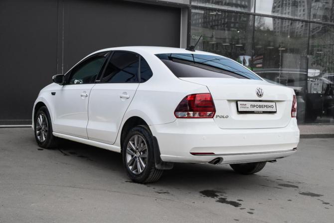 Volkswagen Polo V Рестайлинг с пробегом 2019 года, цена 899 000 рублей, 198234 км, седан, Автокод Объявления