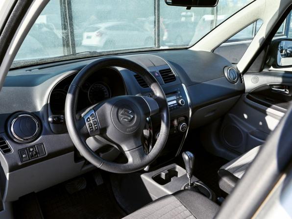 Suzuki SX4 I (Classic) Рестайлинг с пробегом 2011 года, цена 949 000 рублей, 100000 км, седан, Автокод Объявления