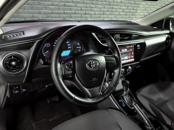 Toyota Corolla XI (E160 E170 E180) Рестайлинг 1 с пробегом 2016 года, цена 1 750 000 рублей, 116751 км, седан, Автокод Объявления