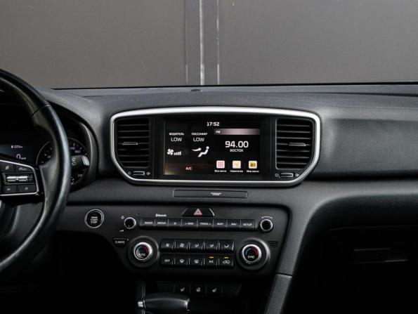 Kia Sportage IV Рестайлинг с пробегом 2020 года, цена 2 930 000 рублей, 52777 км, внедорожник, Автокод Объявления