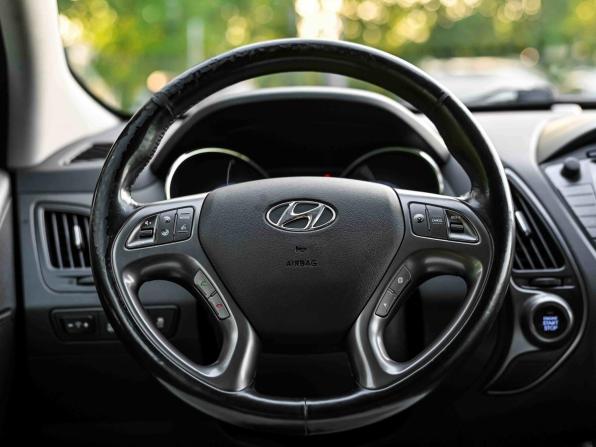 Hyundai ix35 I Рестайлинг с пробегом 2014 года, цена 1 399 000 рублей, 127973 км, внедорожник, Автокод Объявления