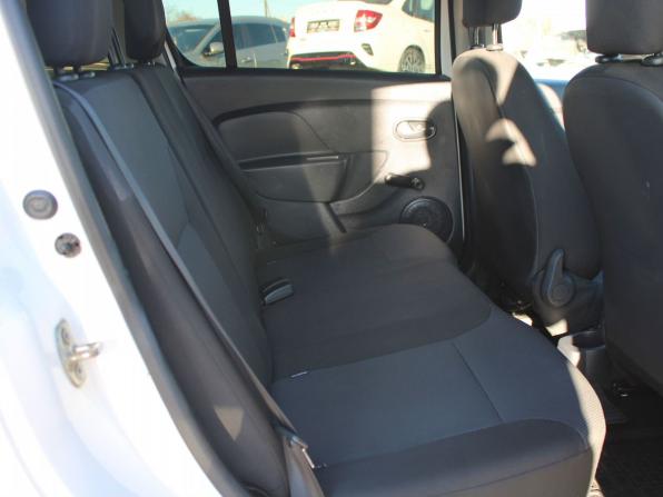 Renault Sandero II с пробегом 2014 года, цена 649 000 рублей, 185030 км, хэтчбек, Автокод Объявления