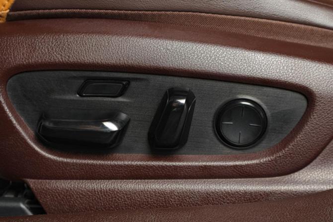 Lexus ES VII с пробегом 2019 года, цена 3 699 000 рублей, 286000 км, седан, Автокод Объявления