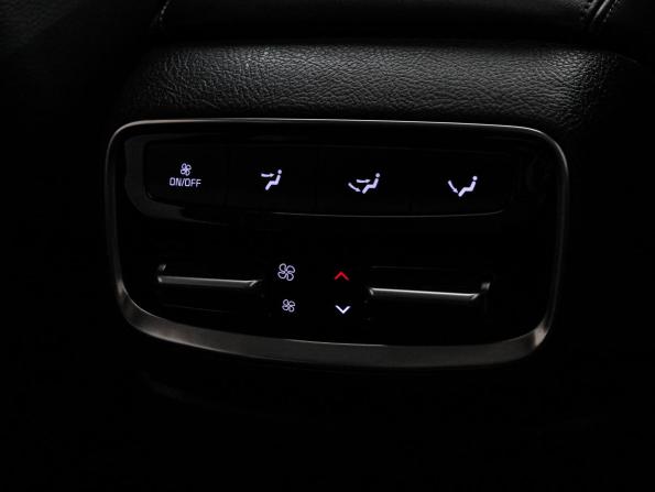 Kia Mohave I Рестайлинг 2 с пробегом 2019 года, цена 3 999 000 рублей, 157000 км, внедорожник, Автокод Объявления
