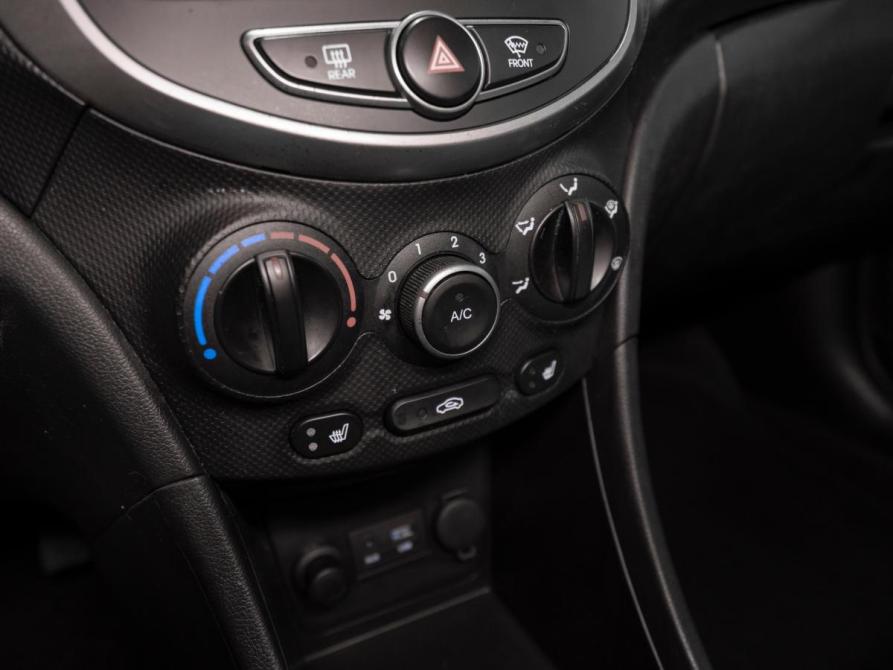 Hyundai Solaris I Рестайлинг Москва  - изображение 16