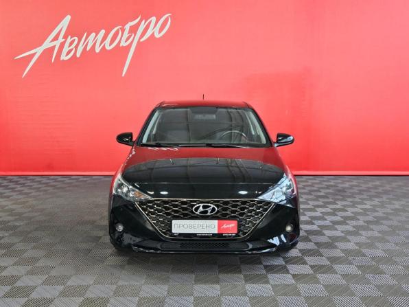 Hyundai Solaris II Рестайлинг с пробегом 2021 года, цена 1 485 000 рублей, 131582 км, седан, Автокод Объявления