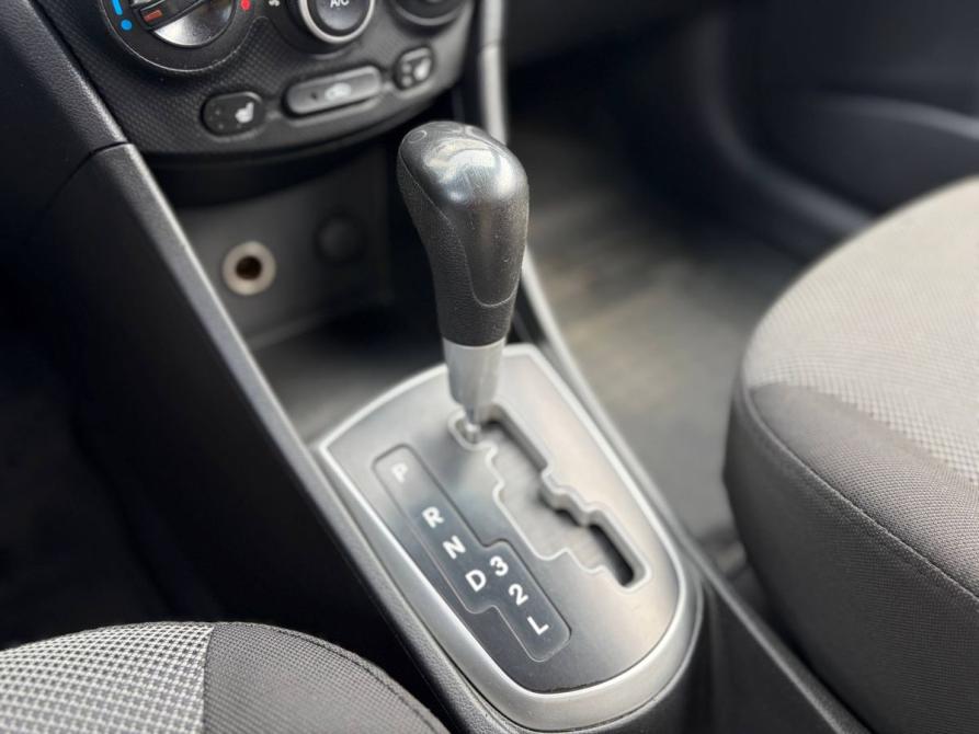 Hyundai Solaris I Санкт-Петербург  - изображение 12