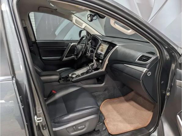 Mitsubishi Pajero Sport III Рестайлинг с пробегом 2022 года, цена 4 250 000 рублей, 30511 км, внедорожник, Автокод Объявления