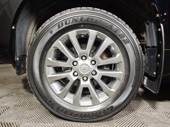 Toyota Land Cruiser Prado 150 Series Рестайлинг 2 с пробегом 2019 года, цена 5 200 000 рублей, 105651 км, внедорожник, Автокод Объявления