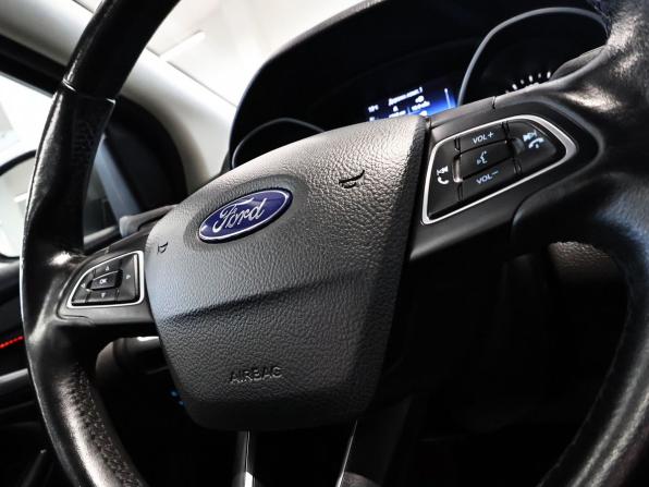Ford Focus III Рестайлинг с пробегом 2017 года, цена 1 249 000 рублей, 91046 км, универсал, Автокод Объявления