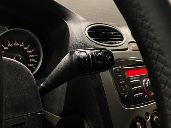 Ford Focus II Рестайлинг с пробегом 2009 года, цена 650 000 рублей, 159608 км, хэтчбек, Автокод Объявления