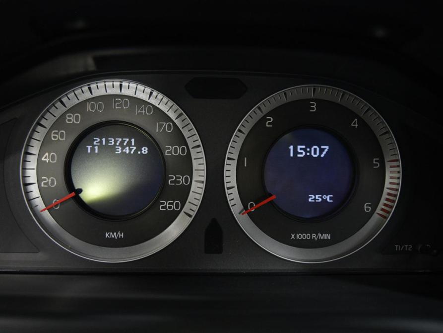 Volvo XC70 II Москва  - изображение 13