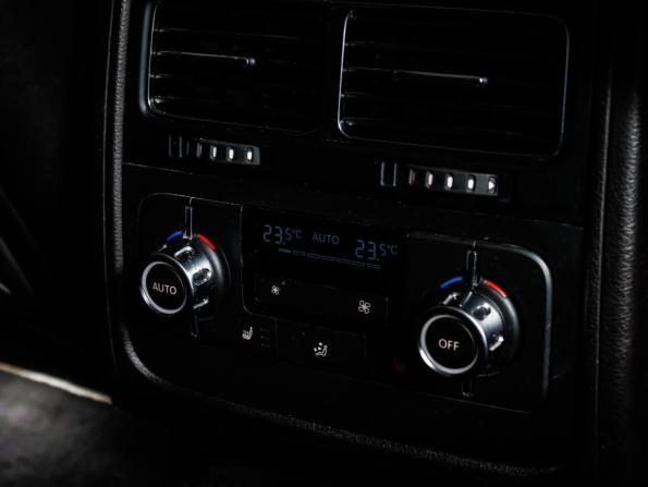 Volkswagen Touareg II с пробегом 2012 года, цена 2 299 000 рублей, 141544 км, внедорожник, Автокод Объявления