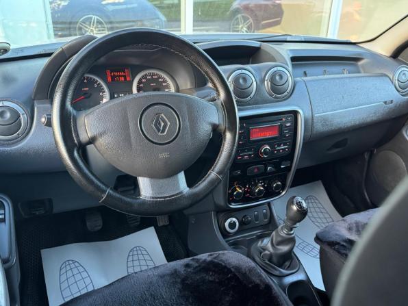Renault Duster I с пробегом 2012 года, цена 618 000 рублей, 275931 км, внедорожник, Автокод Объявления
