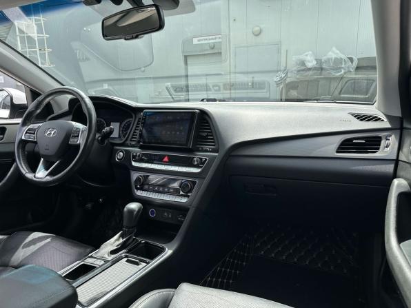 Hyundai Sonata VII (LF) Рестайлинг с пробегом 2019 года, цена 1 899 900 рублей, 102380 км, седан, Автокод Объявления