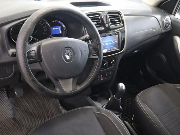 Renault Logan II с пробегом 2015 года, цена 666 000 рублей, 218089 км, седан, Автокод Объявления