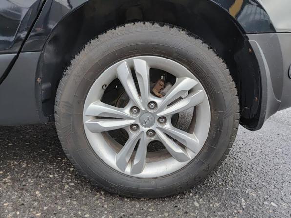 Hyundai ix35 I с пробегом 2013 года, цена 930 000 рублей, 304555 км, внедорожник, Автокод Объявления