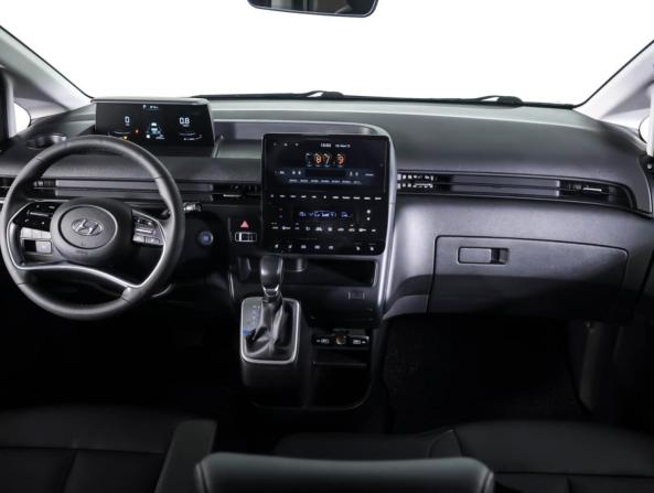 Hyundai Staria I с пробегом 2021 года, цена 4 990 000 рублей, 37900 км, минивэн, Автокод Объявления