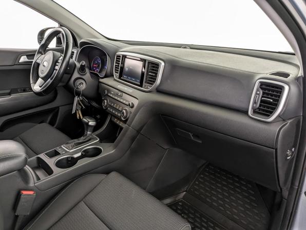 Kia Sportage IV Рестайлинг с пробегом 2019 года, цена 2 195 000 рублей, 102573 км, внедорожник, Автокод Объявления