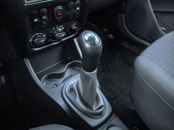 Nissan Almera III (G15) с пробегом 2015 года, цена 679 000 рублей, 101000 км, седан, Автокод Объявления