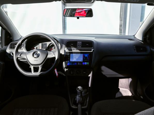 Volkswagen Polo V Рестайлинг с пробегом 2019 года, цена 1 099 000 рублей, 89788 км, седан, Автокод Объявления