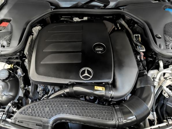 Mercedes-Benz E-Класс V (W213 S213 C238) Рестайлинг с пробегом 2021 года, цена 4 350 000 рублей, 70800 км, седан, Автокод Объявления