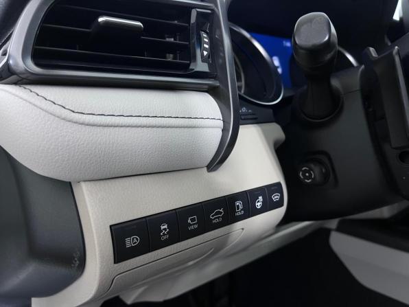 Toyota Camry VIII (XV70) Рестайлинг с пробегом 2021 года, цена 3 430 000 рублей, 81506 км, седан, Автокод Объявления