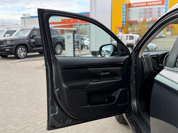 Mitsubishi Outlander III Рестайлинг 3 с пробегом 2020 года, цена 2 550 000 рублей, 81667 км, внедорожник, Автокод Объявления