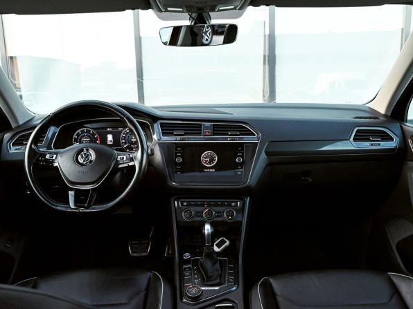 Volkswagen Tiguan II с пробегом 2018 года, цена 2 249 000 рублей, 154581 км, внедорожник, Автокод Объявления