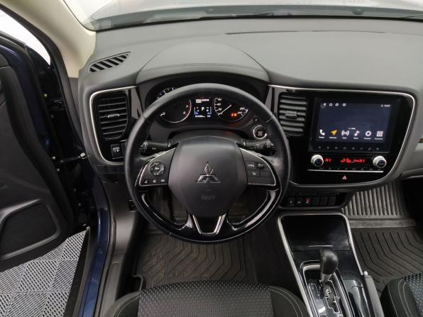 Mitsubishi Outlander III Рестайлинг 3 с пробегом 2022 года, цена 2 555 000 рублей, 41990 км, внедорожник, Автокод Объявления