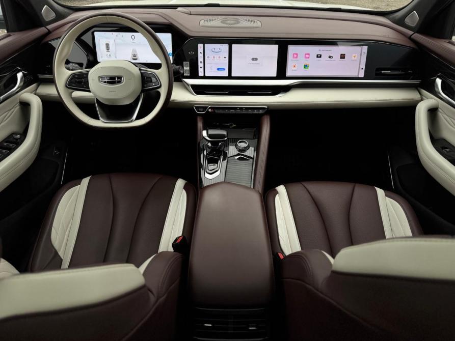 Geely Monjaro I Набережные Челны  - изображение 23