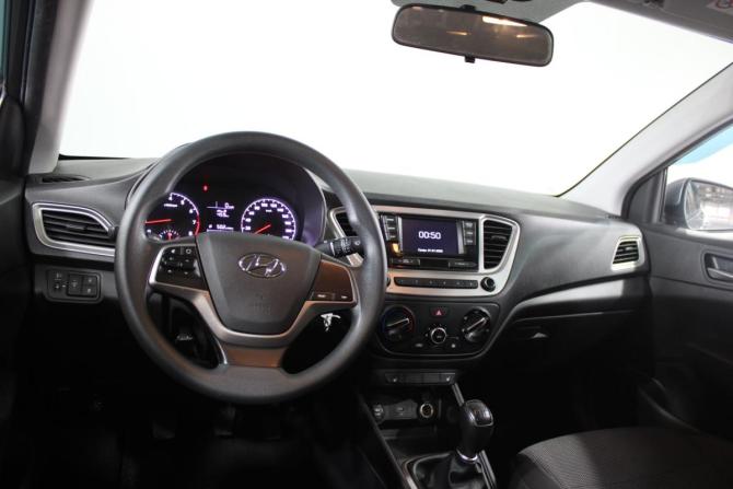 Hyundai Solaris II с пробегом 2019 года, цена 1 084 000 рублей, 115843 км, седан, Автокод Объявления