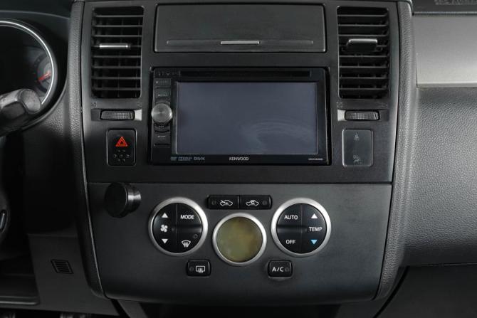 Nissan Tiida I с пробегом 2007 года, цена 719 000 рублей, 236531 км, хэтчбек, Автокод Объявления