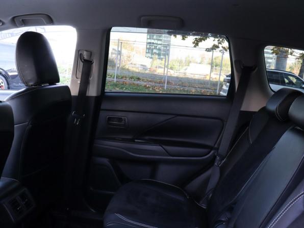 Mitsubishi Outlander III Рестайлинг 3 с пробегом 2022 года, цена 2 599 000 рублей, 93251 км, внедорожник, Автокод Объявления