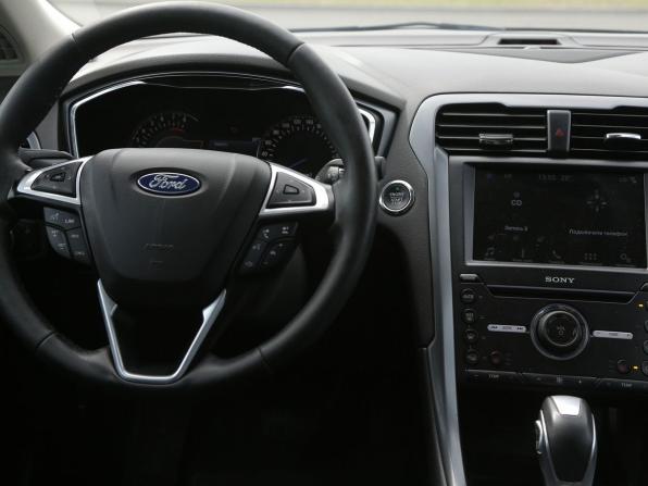 Ford Mondeo V с пробегом 2017 года, цена 1 528 000 рублей, 170500 км, седан, Автокод Объявления