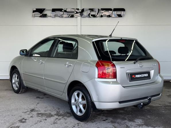 Toyota Corolla IX (E120 E130) Рестайлинг с пробегом 2006 года, цена 550 000 рублей, 282027 км, хэтчбек, Автокод Объявления