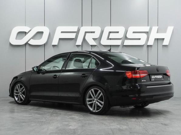 Volkswagen Jetta VI Рестайлинг с пробегом 2015 года, цена 1 399 000 рублей, 129735 км, седан, Автокод Объявления