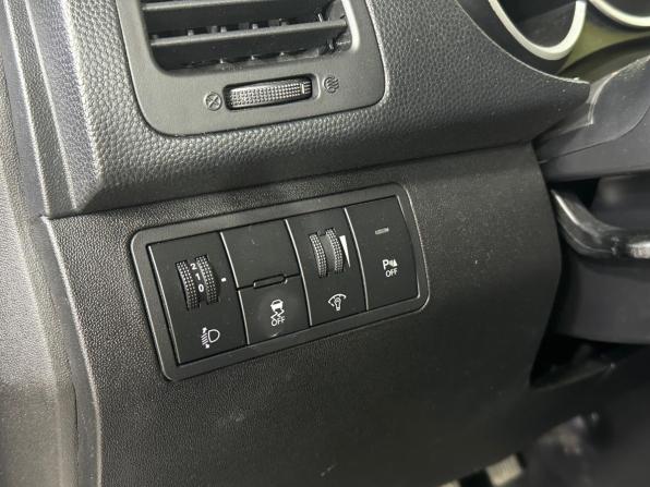 Kia Venga I с пробегом 2012 года, цена 1 049 000 рублей, 136000 км, минивэн, Автокод Объявления
