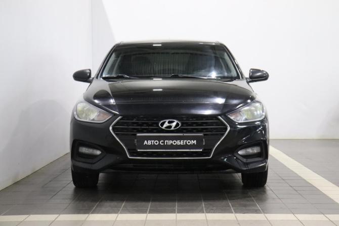 Hyundai Solaris II с пробегом 2018 года, цена 968 000 рублей, 160448 км, седан, Автокод Объявления