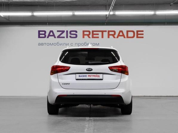 Kia Ceed II Рестайлинг с пробегом 2017 года, цена 1 350 000 рублей, 156687 км, универсал, Автокод Объявления